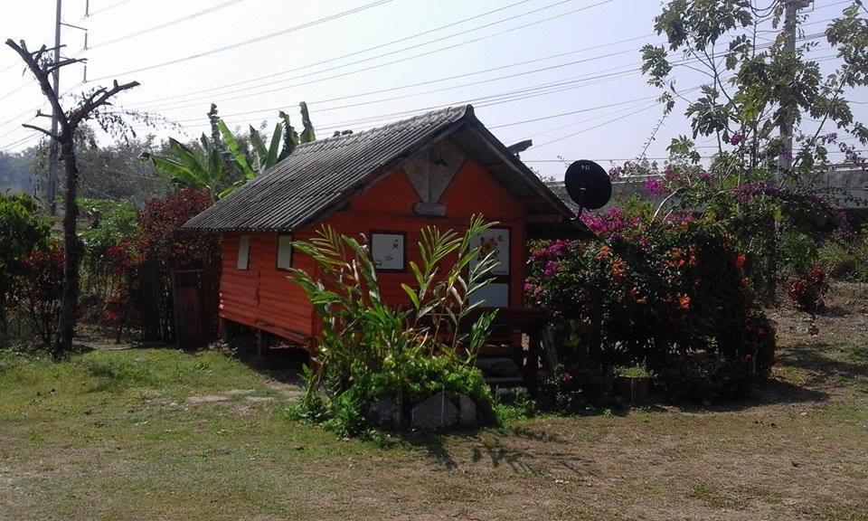 Baan Pai Likit Hotel Bagian luar foto