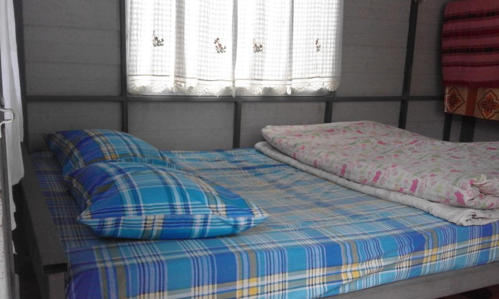 Baan Pai Likit Hotel Bagian luar foto
