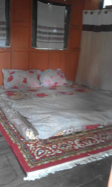 Baan Pai Likit Hotel Bagian luar foto