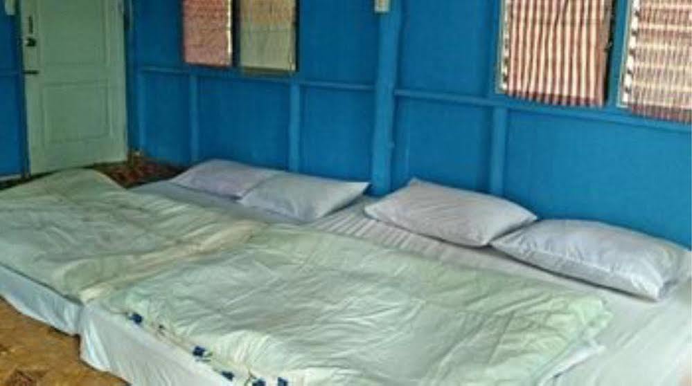 Baan Pai Likit Hotel Bagian luar foto